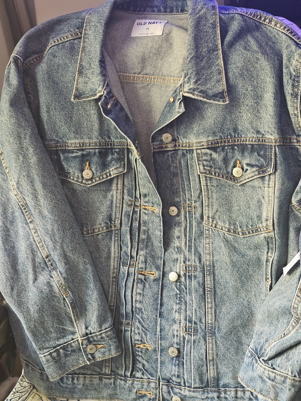 Old Navy Women's Light Blue Denim Jacket 3XL